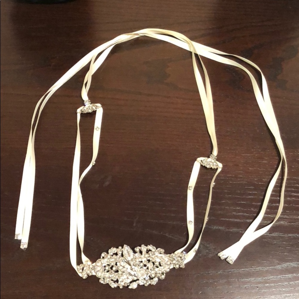 Brand New Crystal Vine Headband.